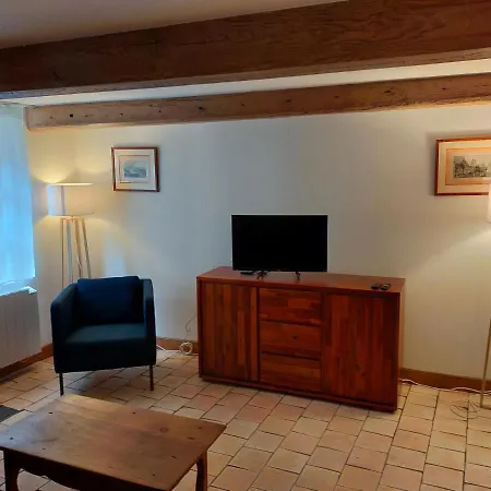 Lägenhet Charme Et Confort A Proximite Du Vieux Bassin